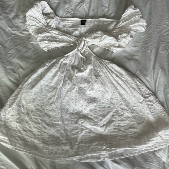 SHEIN Dresses & Skirts - Shein Cutout Dress